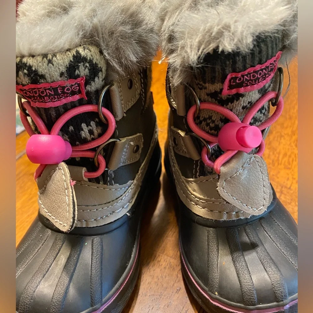 London fog collection  toddler size 5‎  Stylish Winter snow Boots with Fur Trim